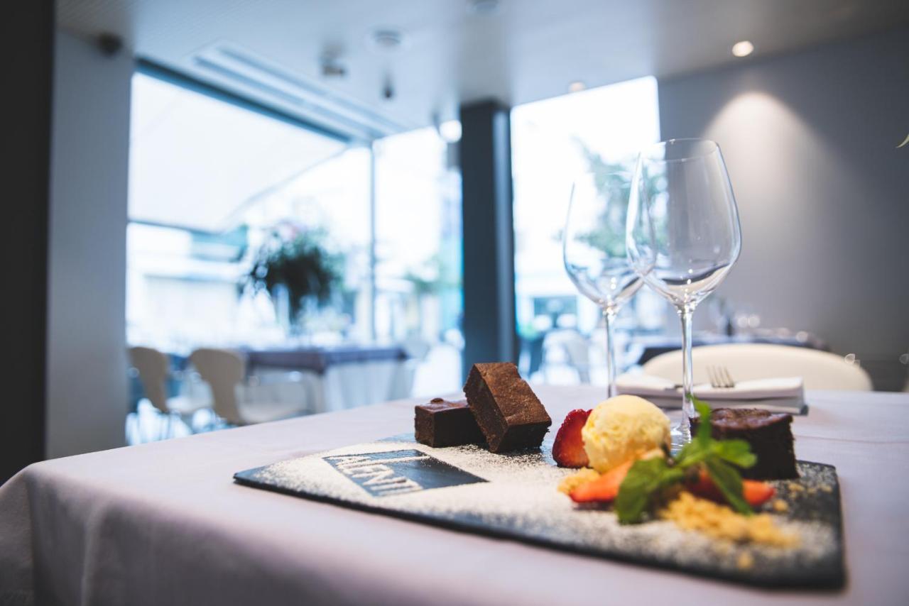 Alenti Sitges Hotel Екстериор снимка