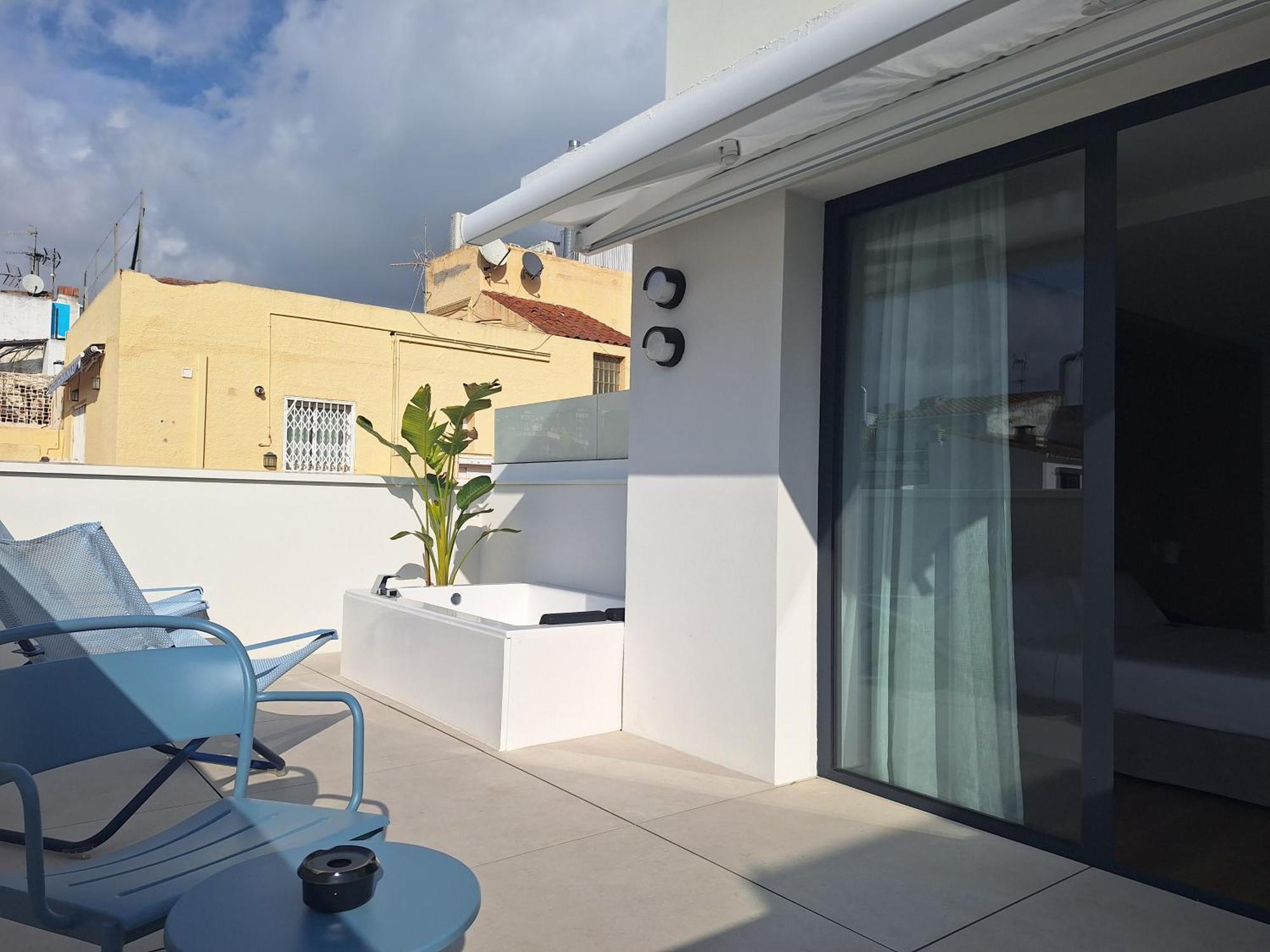 Alenti Sitges Hotel Екстериор снимка