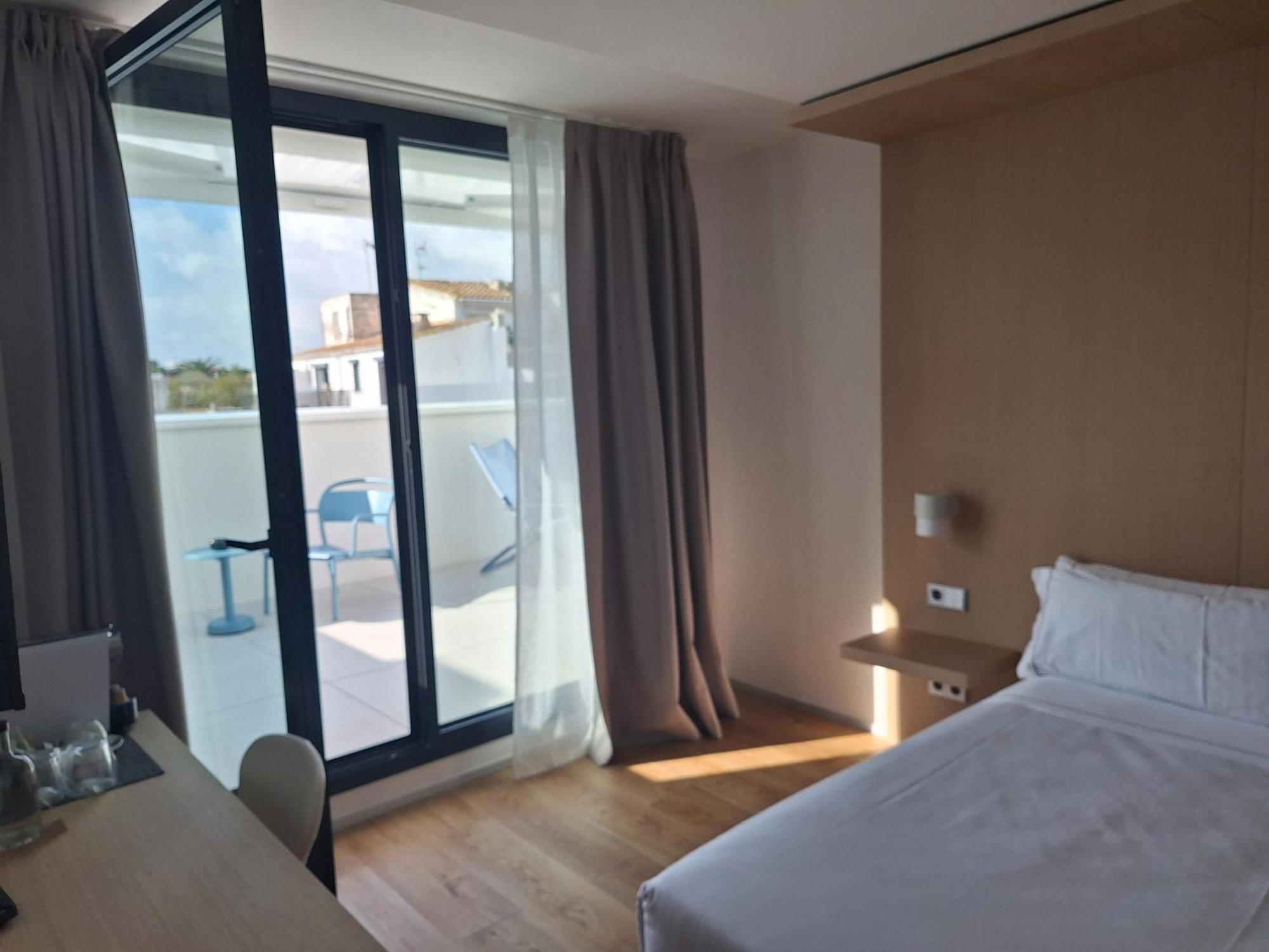 Alenti Sitges Hotel Екстериор снимка